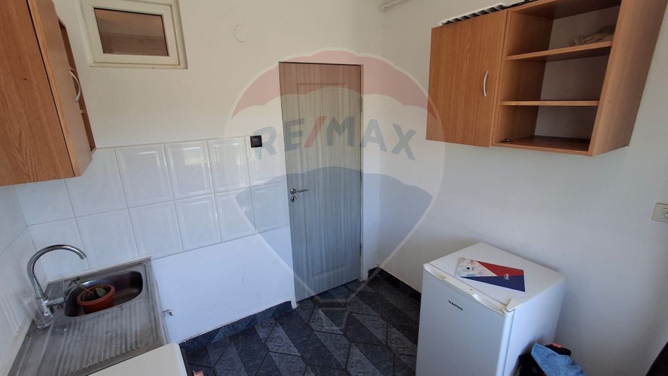 Apartament 1 cameră în Centru – Bd. Revoluției, balcon mare