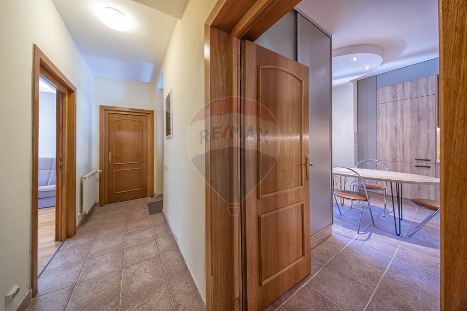 Vilă Moieciu, 375 mp util + teren 2.992 mp, View - Comision 0