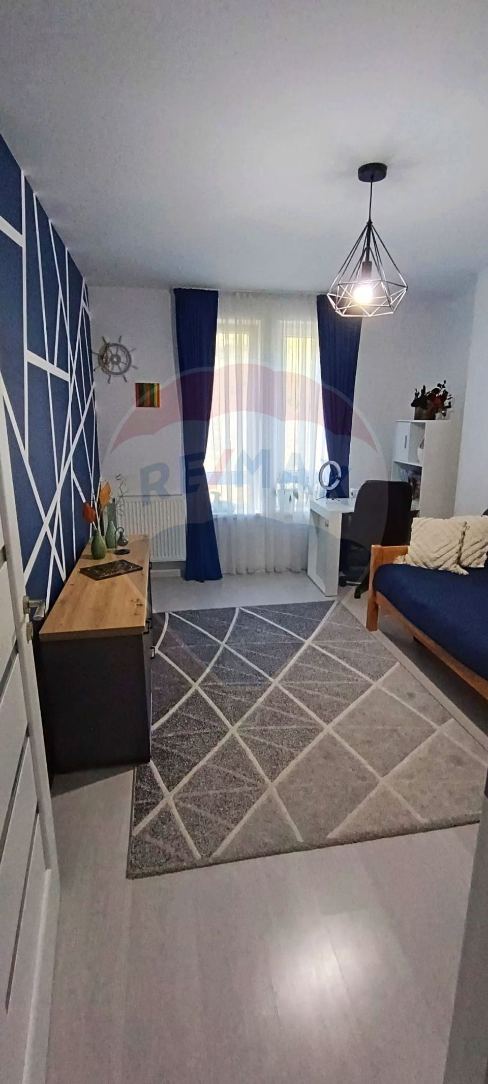 Apartament de vânzare 3 camere, 75 mp, 2 băi, Florești!
