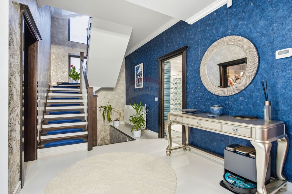 Vila de Lux de Vânzare, 280mp util - Str. Cortez - Hlincea Iasi