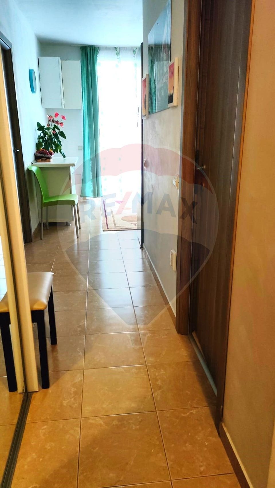 Apartament 2 camere Str. Porii Floresti