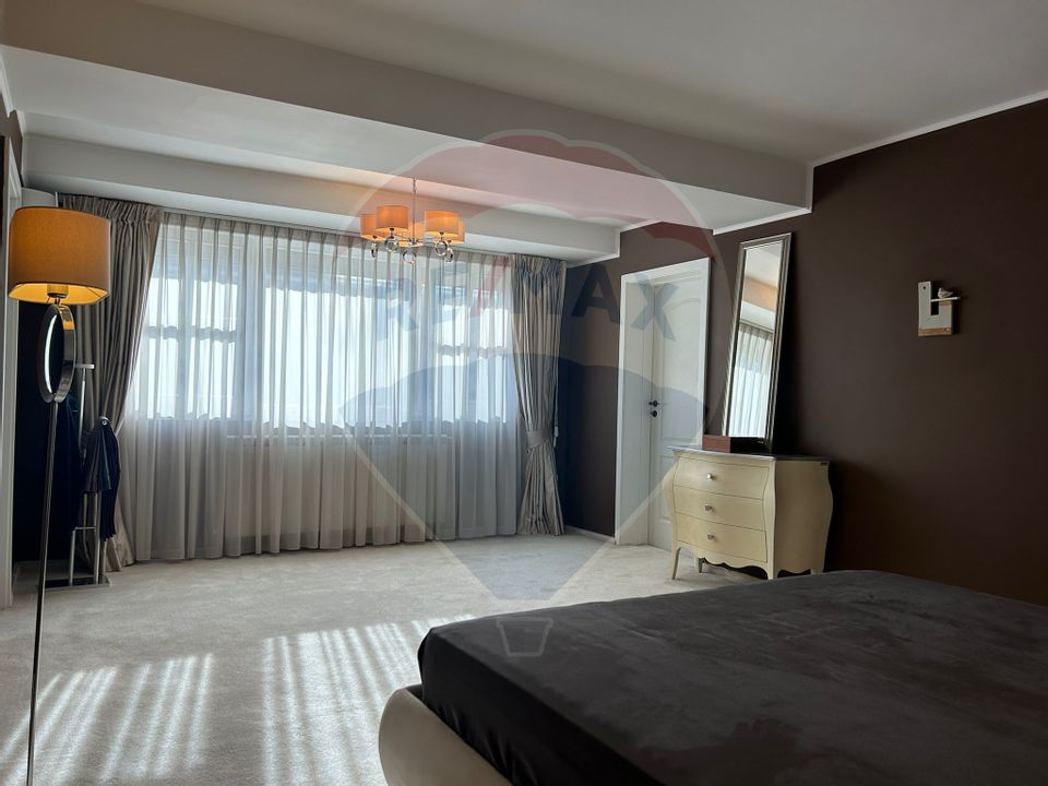 De vanzare apartament de lux pe Blvd. Decebal