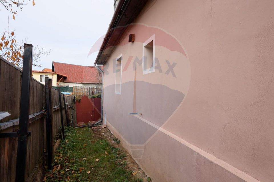 Casă cu 5 camere si curte, de vânzare, zona Centrul Istoric!