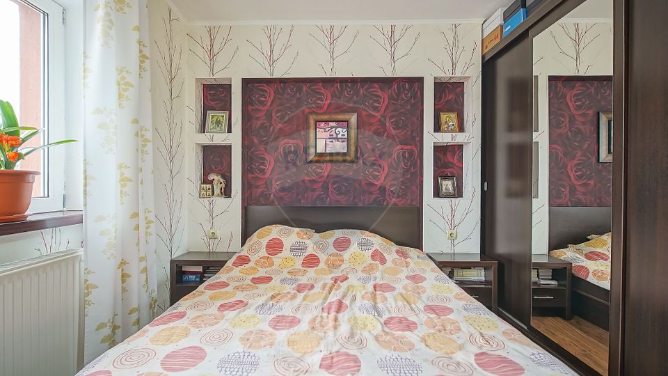 COMISION 0 | Ap 3 camere decomandat | Mobilat Utilat | Triaj