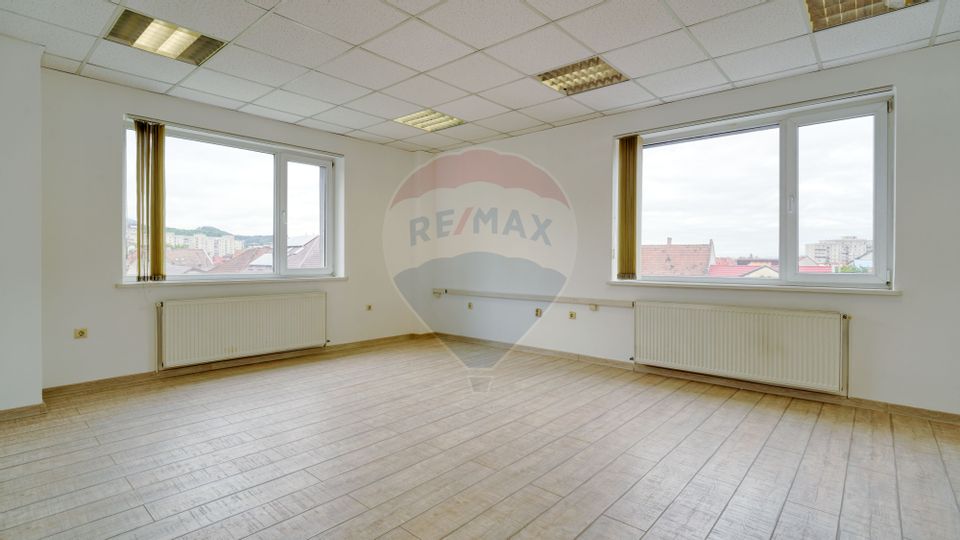 160sq.m Office Space for rent, Centrul Civic area