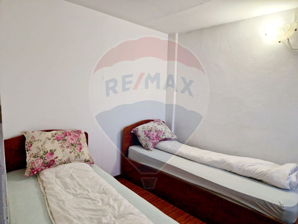 8 room Hotel / Pension for sale, Exterior Vest area