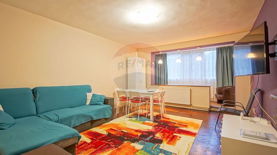 Apartament cu 3 camere de închiriat în zona Brasovul Vechi