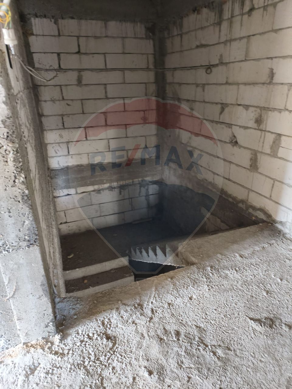 5 room House / Villa for sale, Poiana Tapului area