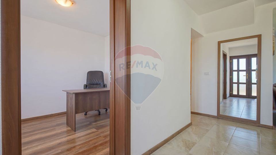 5 room House / Villa for sale