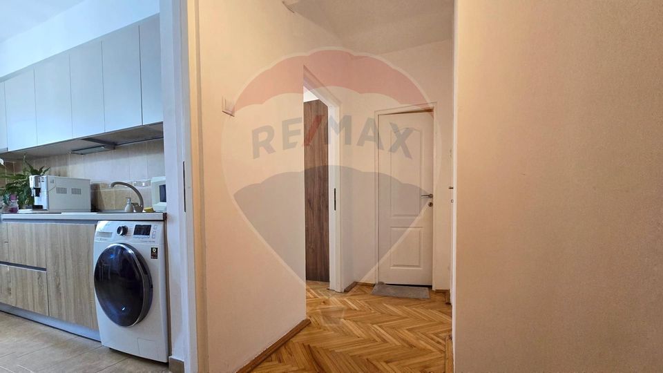 Închiriez apartament. 2 camere, Zorilor