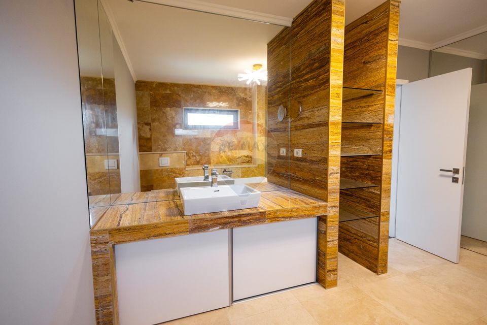 5 room House / Villa for sale