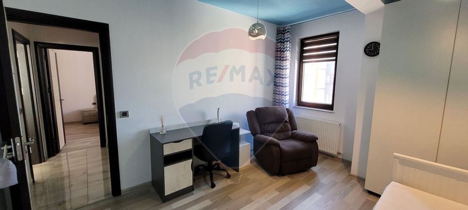 3 room Apartment for rent, Tractorul area