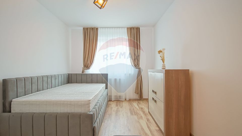 3 room Apartment for rent, Tractorul area