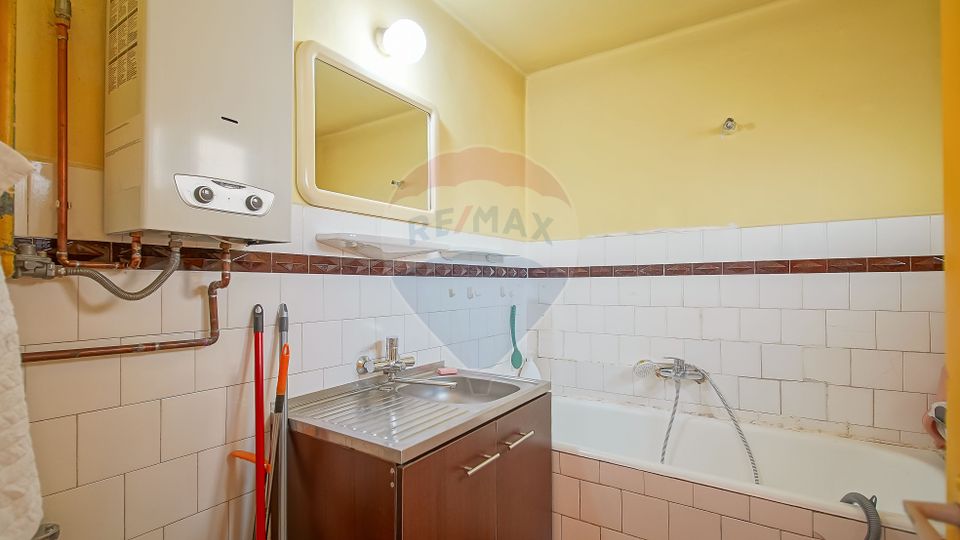 Casă cu două corpuri+teren 230 mp De Vanzare, Strada Carierei, Brașov