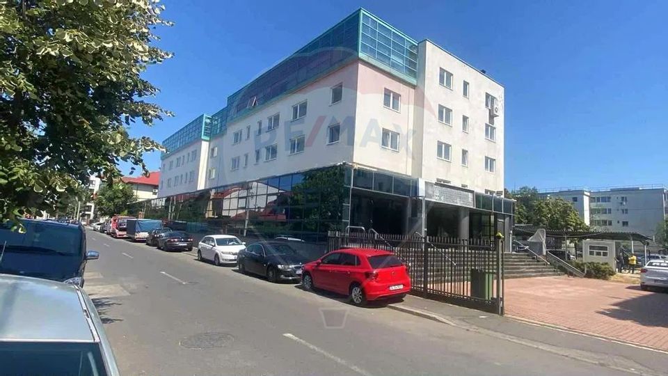 Hotel / Pensiune de vanzare în zona Barbu Vacarescu