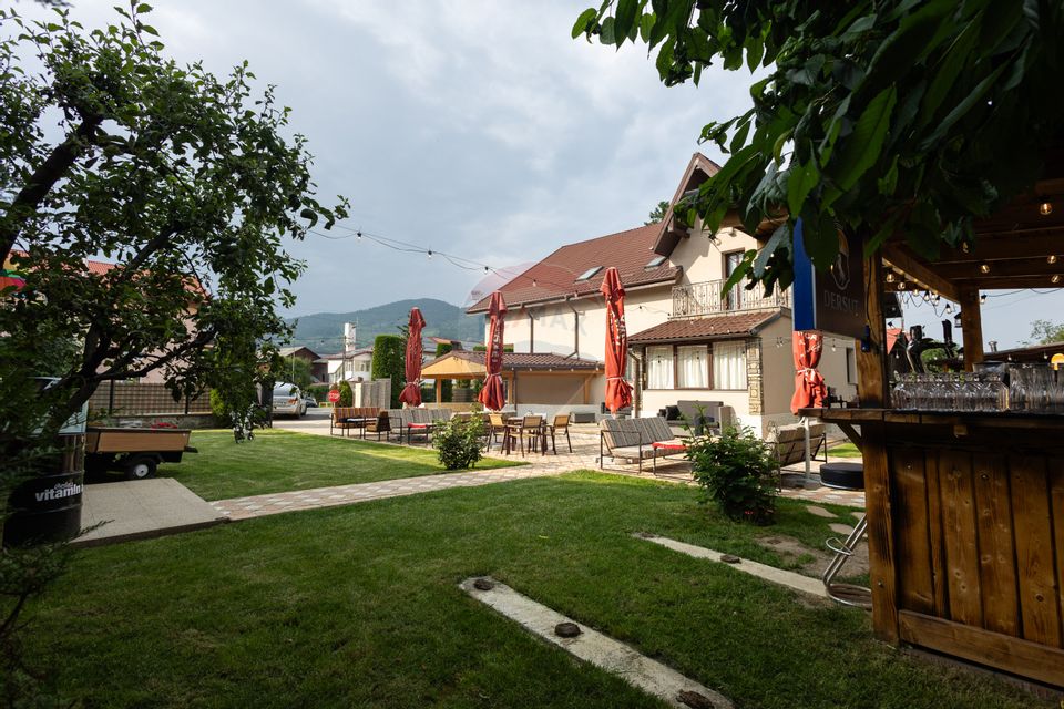 Casa spatioasa de vanzare