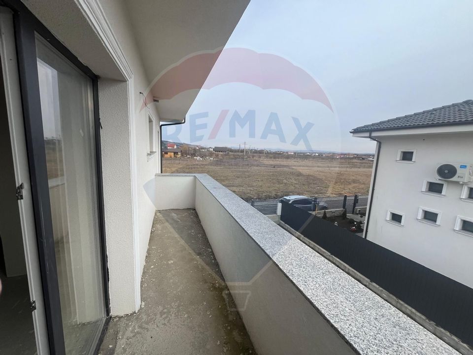 Casă Semifinisată de vânzare în Jucu de Mijloc