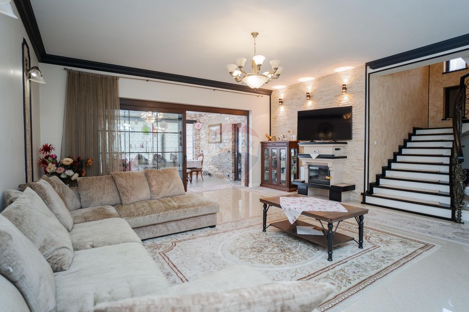 0% Comision - VILA de LUX de vânzare – Cu iaz natural