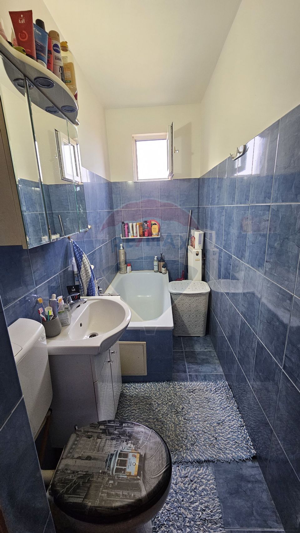 Apartament cu 2 camere de vânzare George Enescu, Suceava