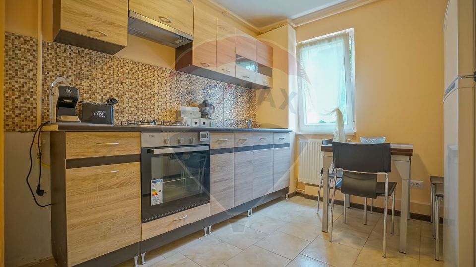 Apartament cu 2 camere, complet mobilat și utilat