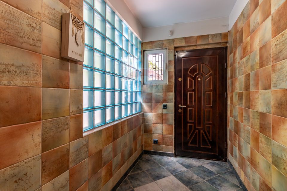 Apartament 5 camere, Parter integral in vila P+1, zona Ferdinand