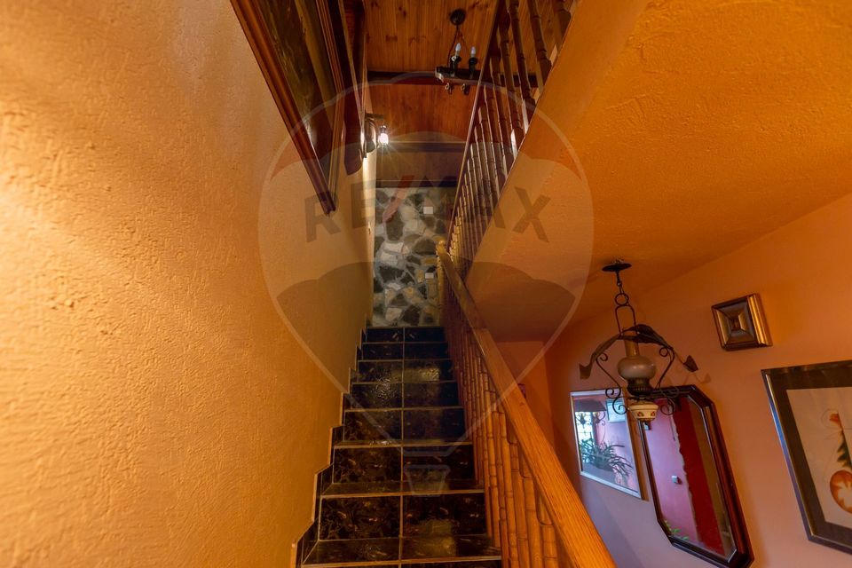 7 room House / Villa for sale, Vest area