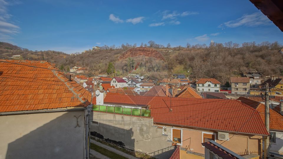 4 room House / Villa for sale, Schei area