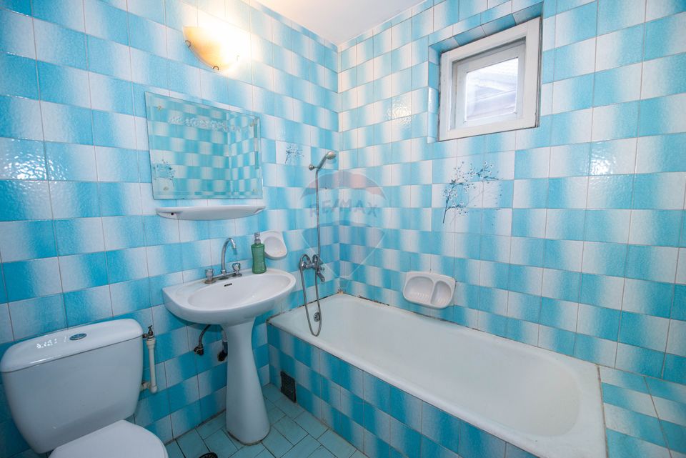 Casa individuala cu 7 camere, de vanzare 250 mp utili,  Buzau