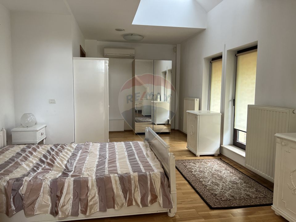 Casă / Vilă cu 5 camere de închiriat în zona Pipera