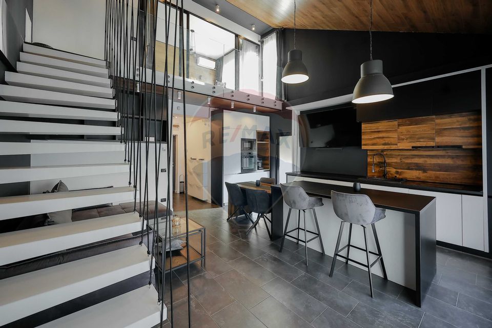 Penthouse tip Loft, 3 camere, pe două niveluri, cu terase de 108 mp