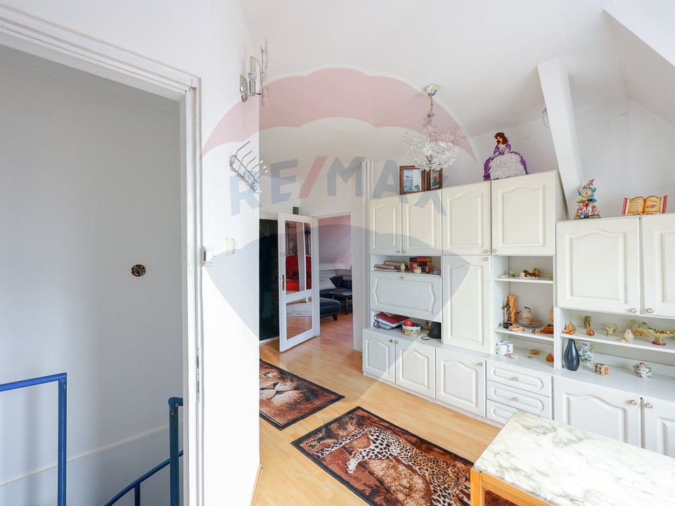 10 room House / Villa for sale, Central area