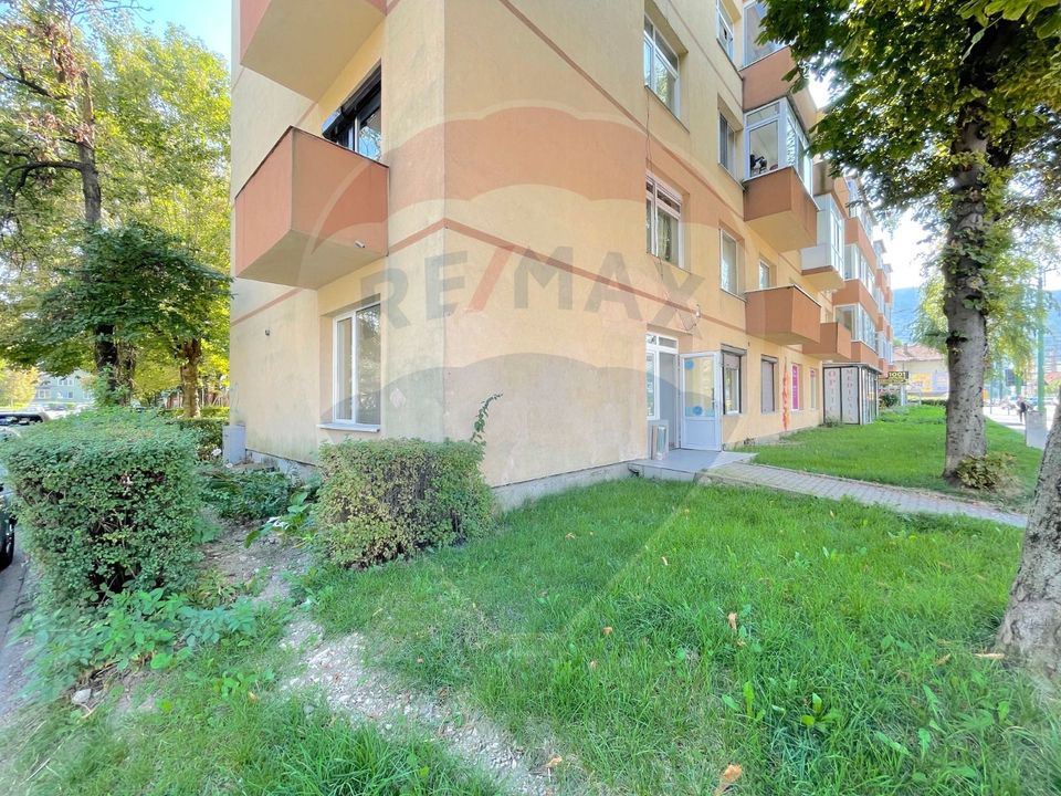 Spațiu de închiriat în zona 13 Decembrie