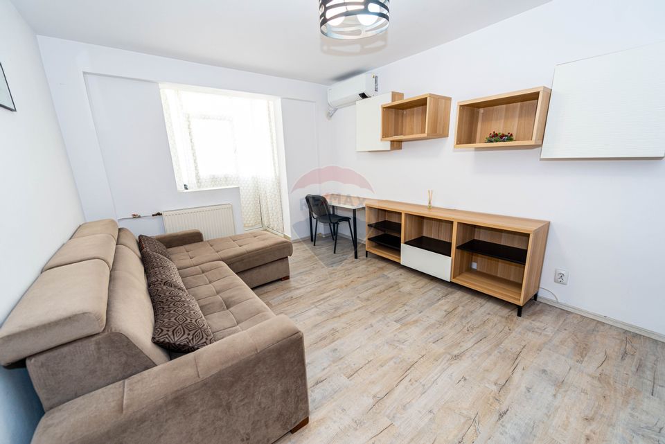 2-room apartment for rent, Victoriei Square