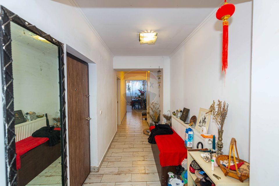 Special 3-room apartment, detached, for sale, 100sqm own courtyard