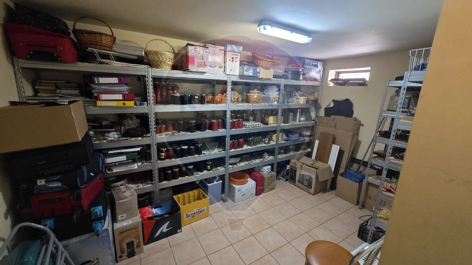 7 room House / Villa for sale, Nord-Est area