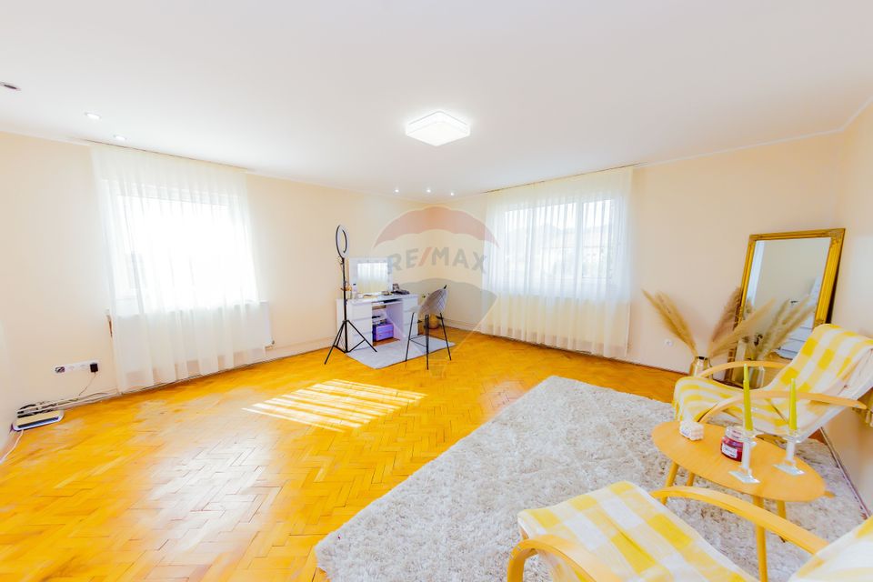 6 room House / Villa for sale, Progresul area