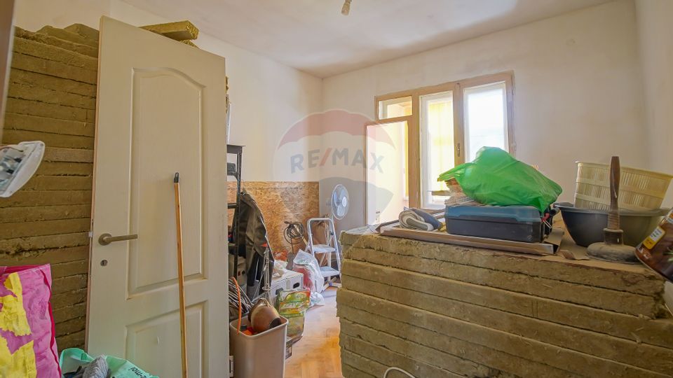 Apartament cu 3 camere de vânzare în zona Brasovul Vechi