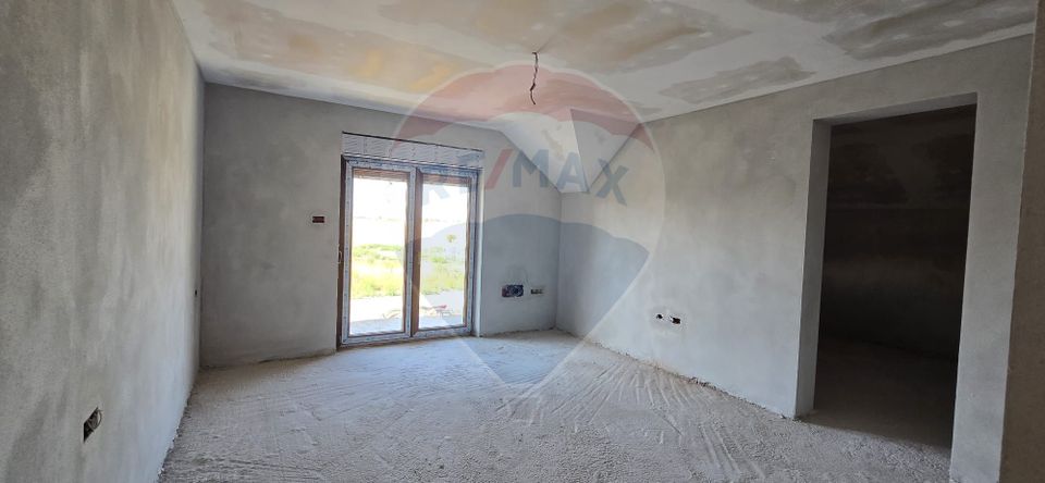 5 room House / Villa for sale
