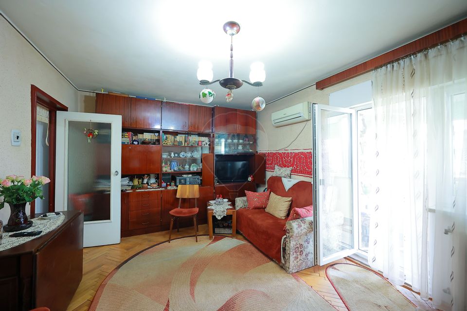 2 room Apartment for sale, Decebal area