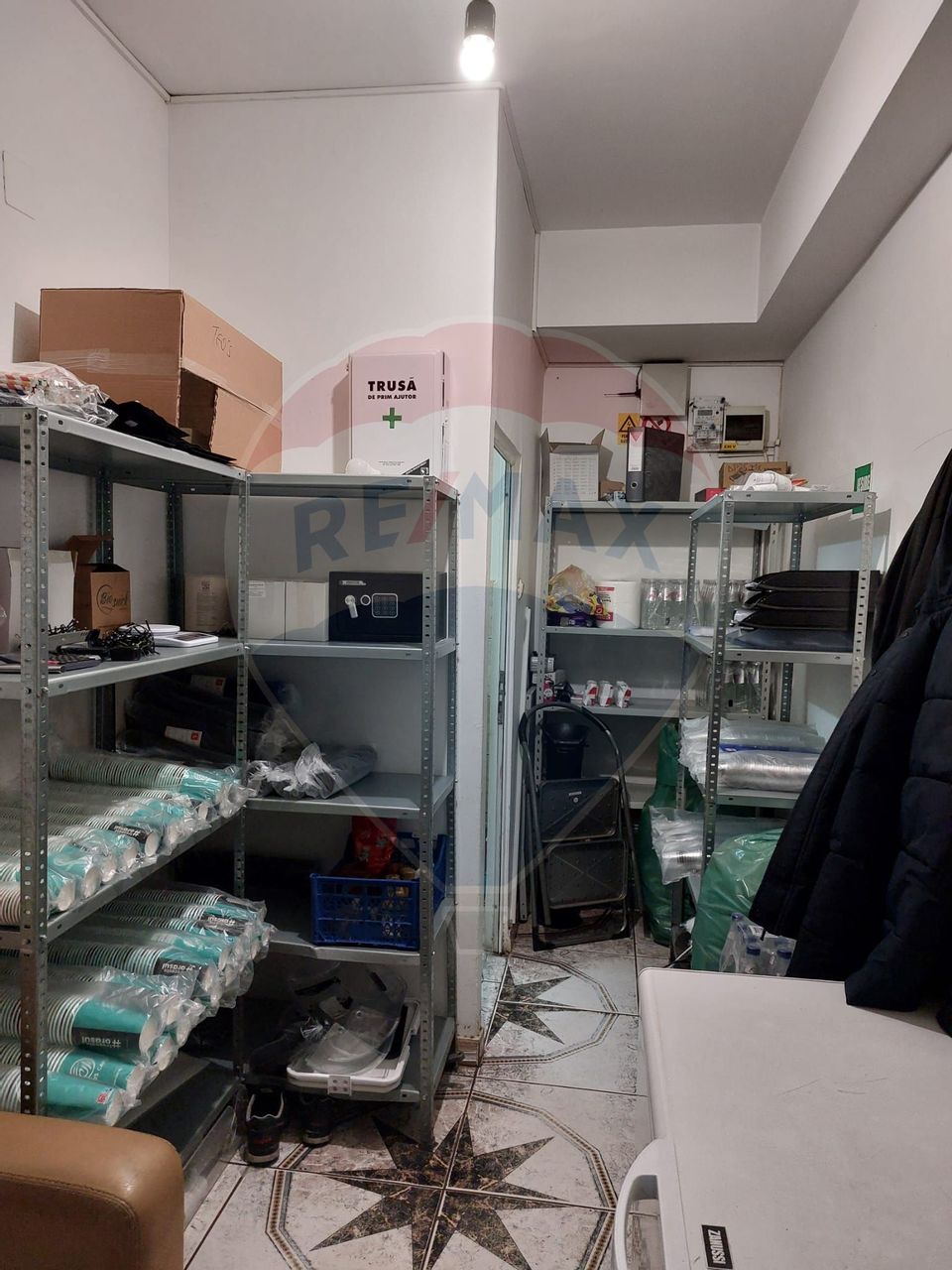 Spațiu comercial de 25mp de închiriat în zona Piata Unirii