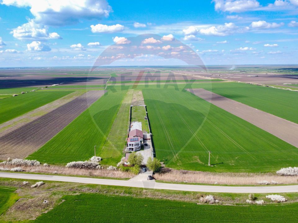 Casa + teren + hala de vanzare in Beregsau – 0% Comision