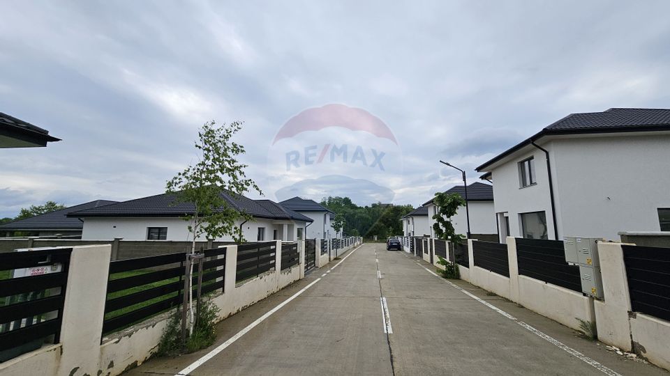 5 room House / Villa for sale