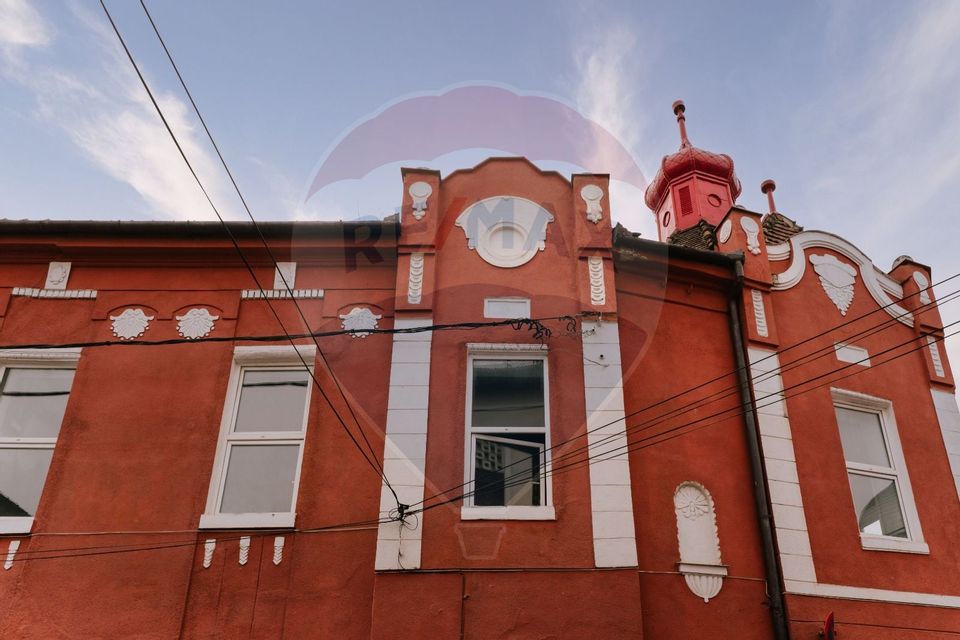 Casa Istorica de Vanzare in Centrul Orasului Tarnaveni
