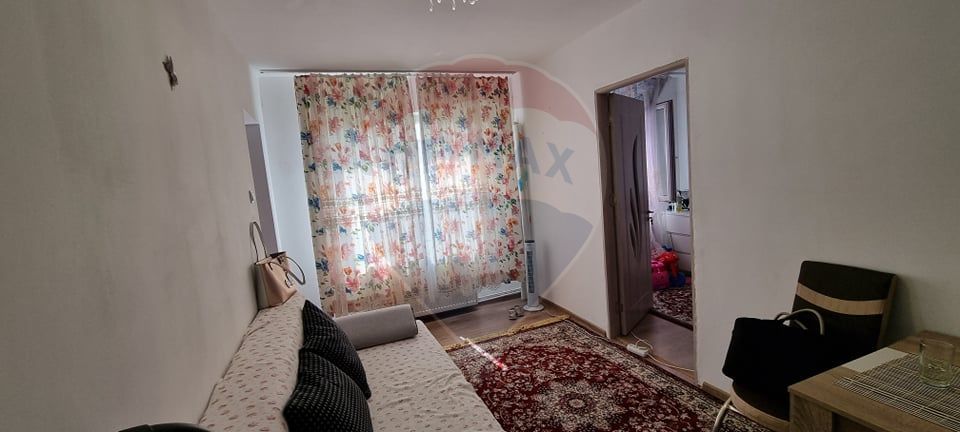 Apartament cu 2 camere de vânzare în zona Central