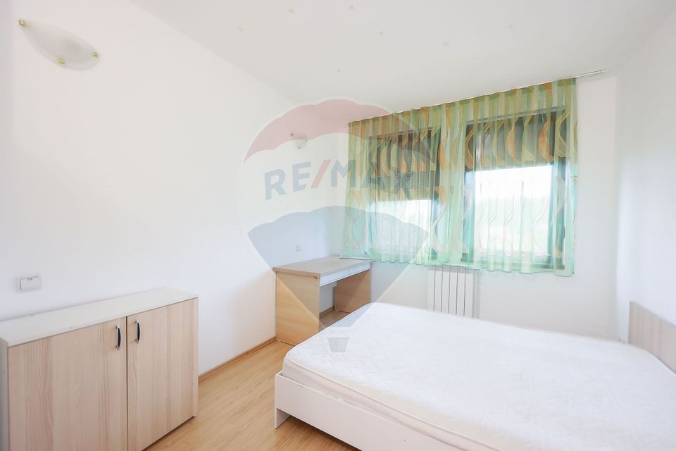 5 room House / Villa for rent, Spitalul Judetean area