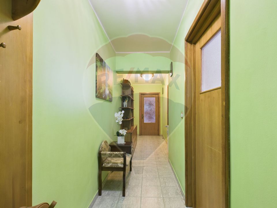 Apartament deosebit de 4 camere zona Decebal - Piata Alba Iulia