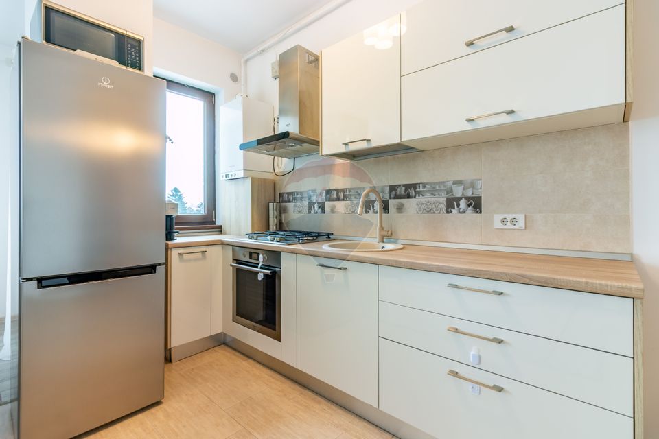 3 room apartment | Damaroaia | 87 sqm | 3/3 | two bathrooms | Park