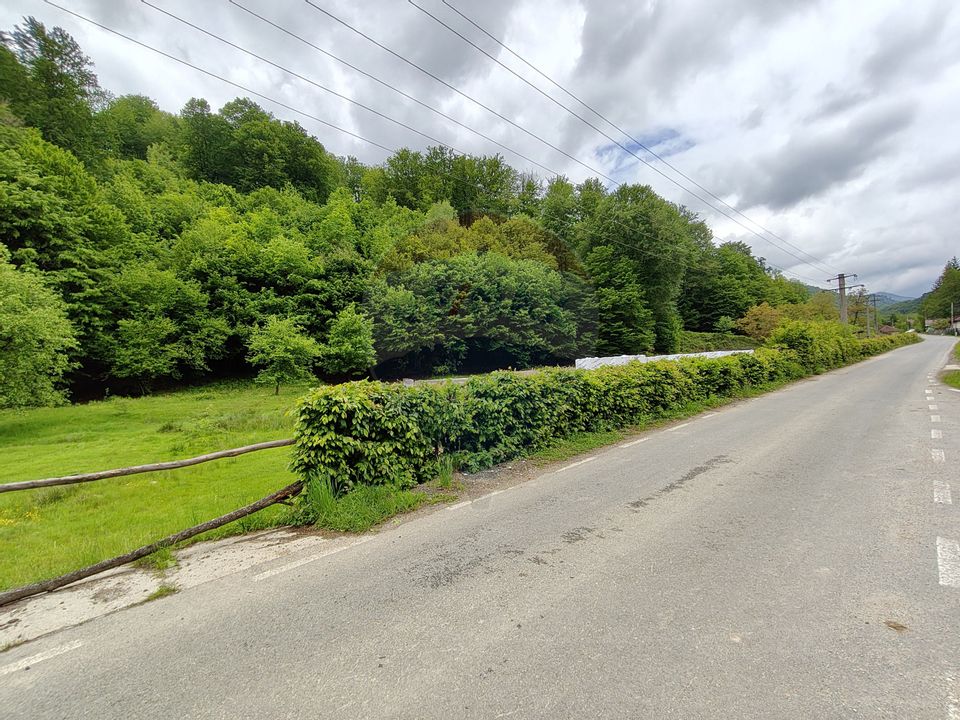 Land 1,674sqm Baita / Strada Principala