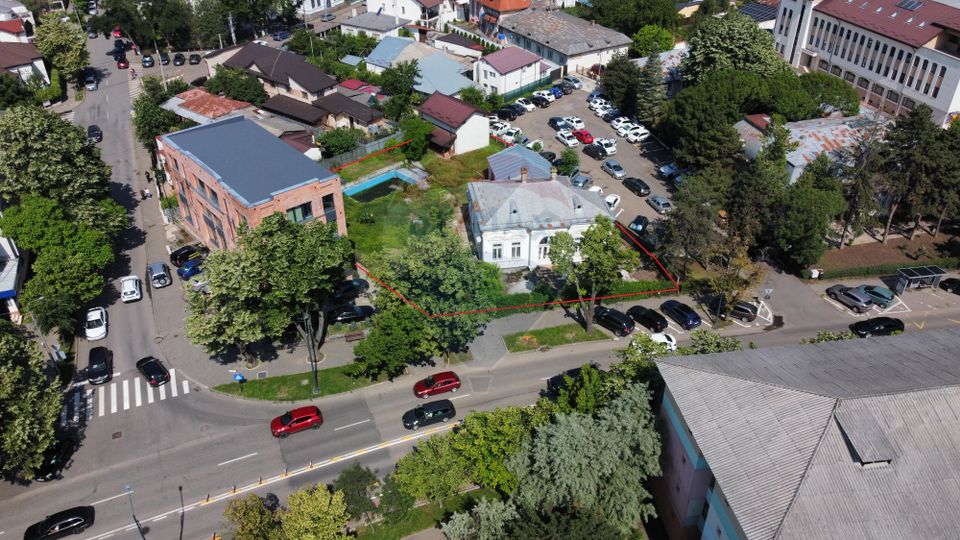 7 room House / Villa for sale, Central area