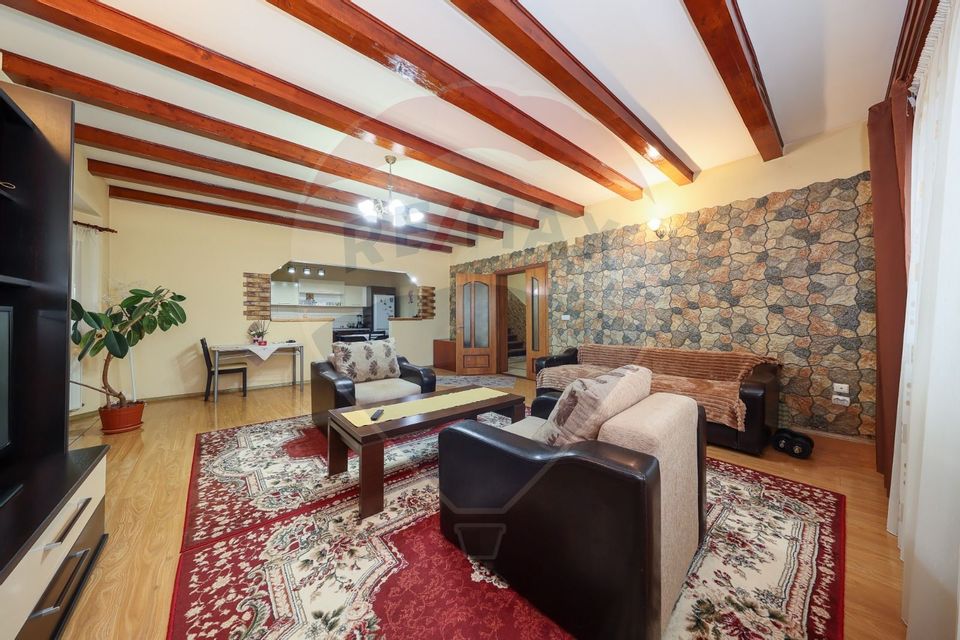 4 room House / Villa for sale